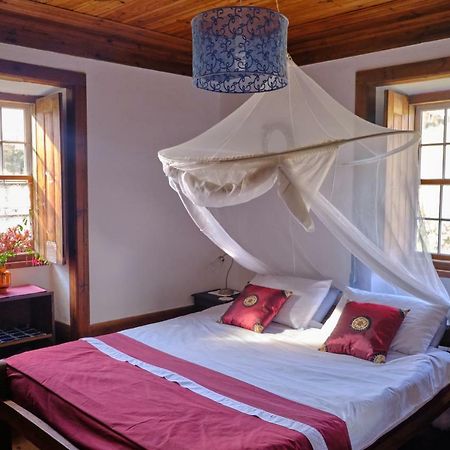 A Charming , Traditional Cottage At Quinta Da Ribeira 波亚里什新镇 外观 照片