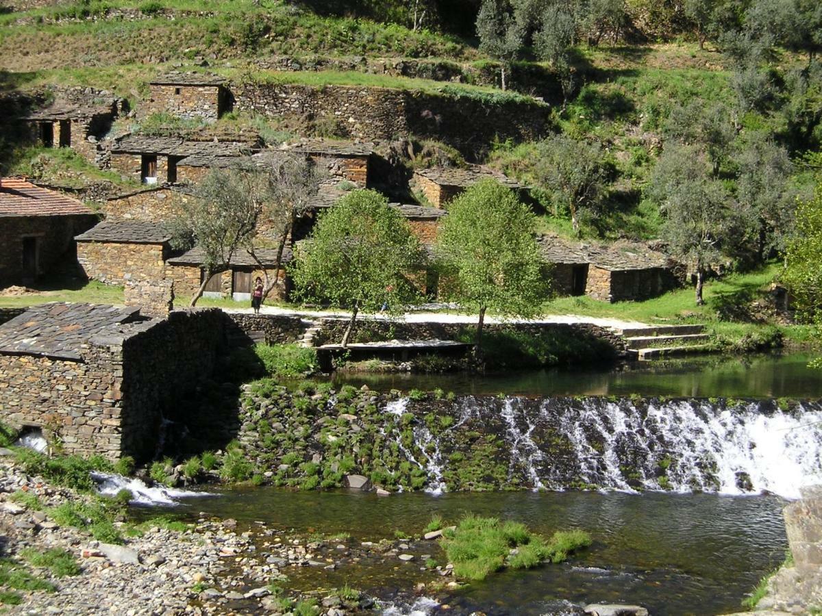 A Charming , Traditional Cottage At Quinta Da Ribeira 波亚里什新镇 外观 照片